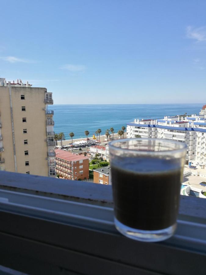 Benalmadena ,apartamento-Estudio primera Línea de Playa Exterior foto