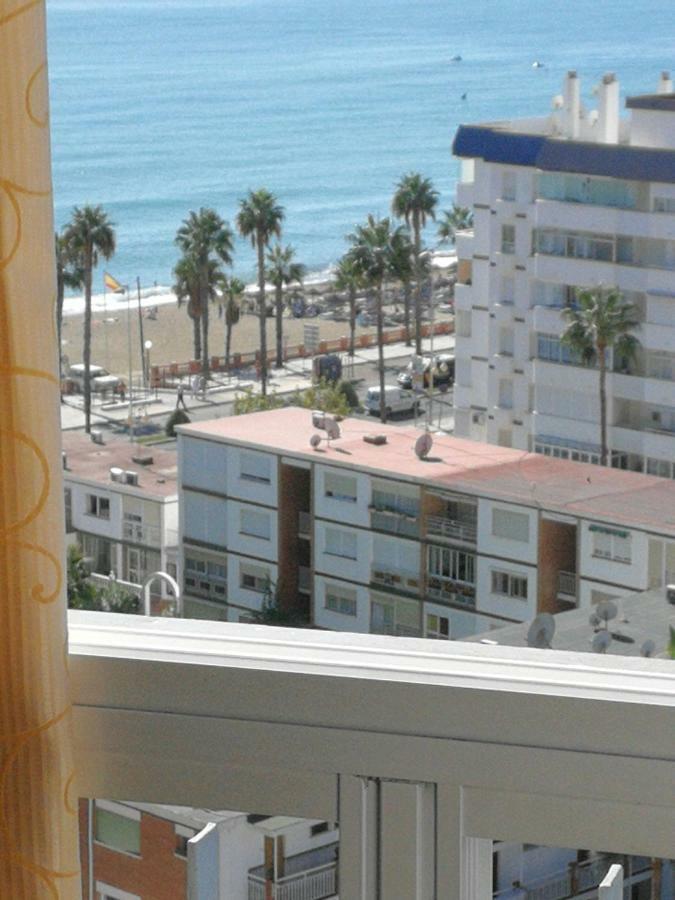 Benalmadena ,apartamento-Estudio primera Línea de Playa Exterior foto